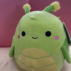 Pilar 8” squishmallow